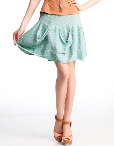 мода, тренд, мини-юбка